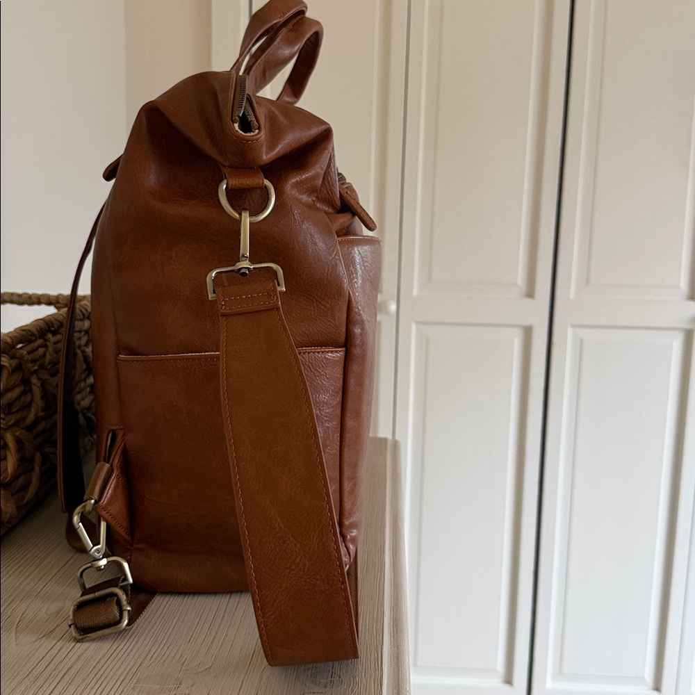 Kindly Camera Bag “Courtney” full size in brown - Picture 12 of 14
